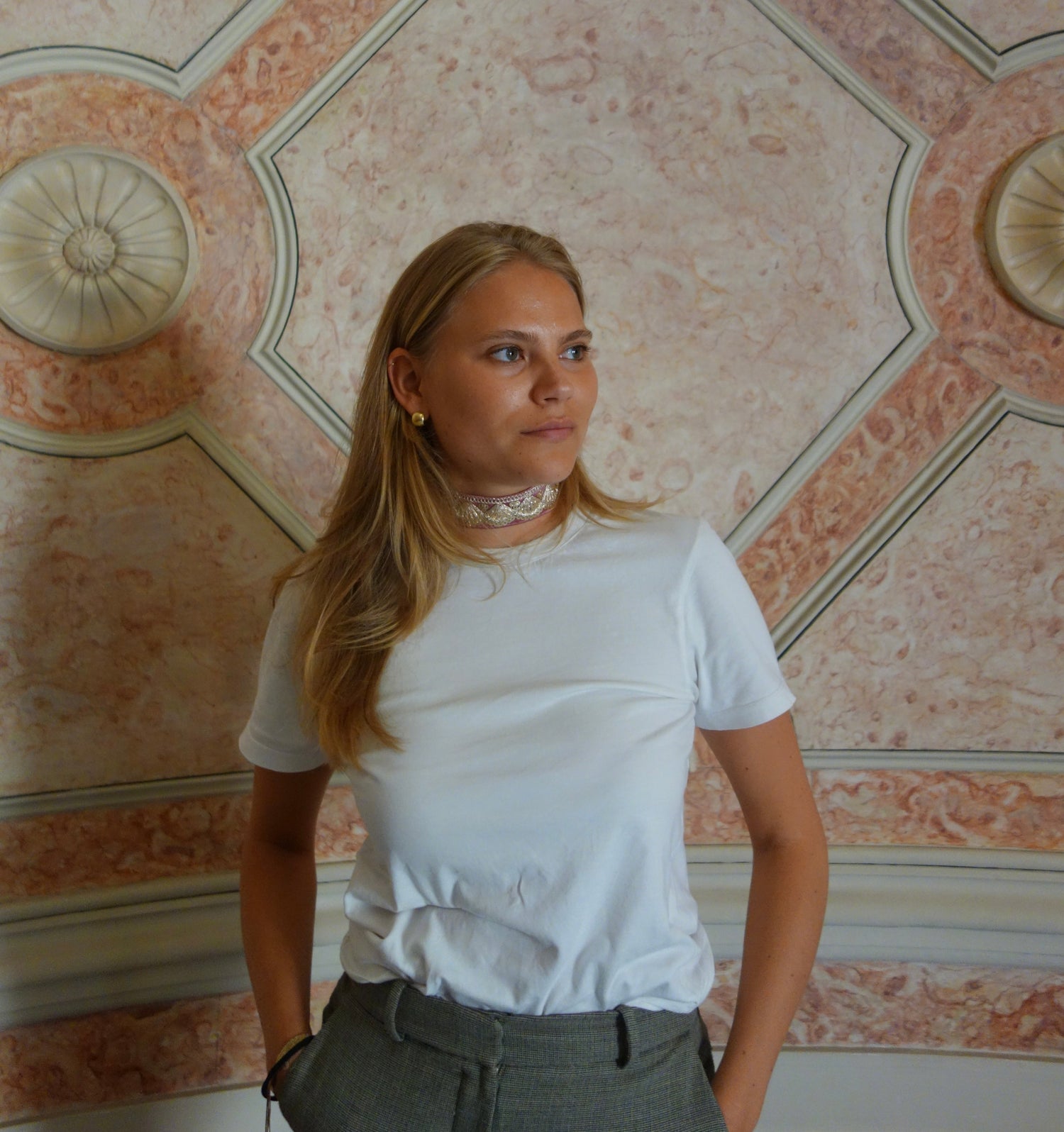 CHOKER