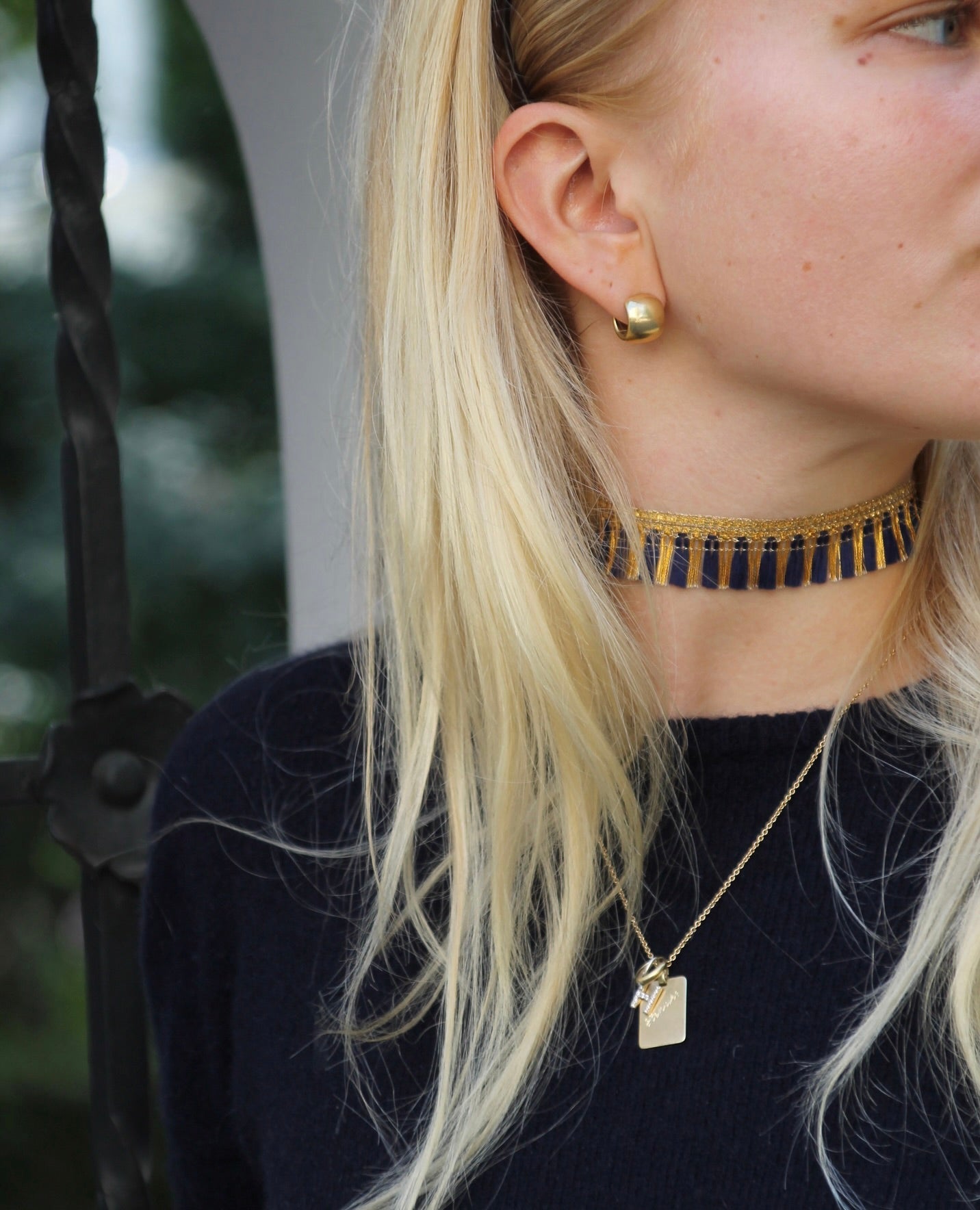CHOKER